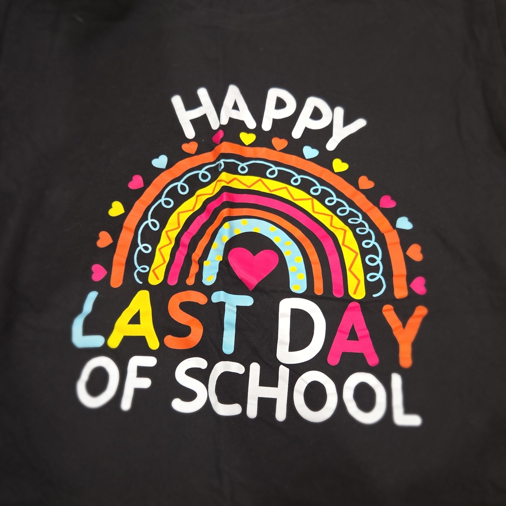 "Happy Last Day of School" Graphic Tee Round Neck Black